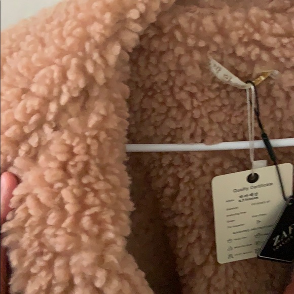 Furry jacket - Picture 2 of 6